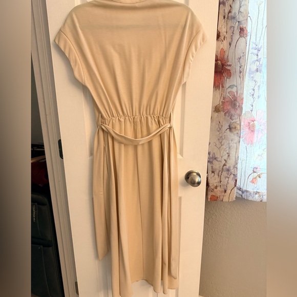 NWOT Italian Elegant Cream Women's Dress - Picture 2 of 5